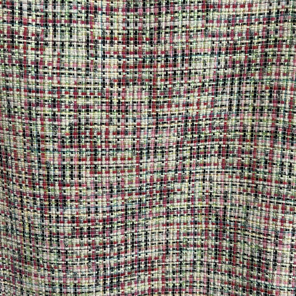 Ann Taylor Pink Tweed skirt, Size 8 - Picture 2 of 8